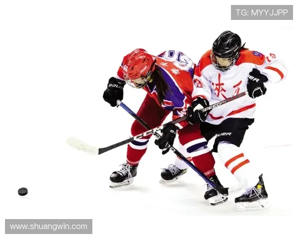 中国女子冰球职业联赛呼伦贝尔站 河北队以3比2险胜四川队 赛况激烈精彩纷呈